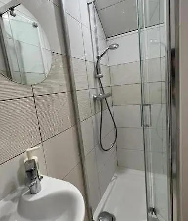 Petite Maison De Pecheur Au Centre D'etretat *